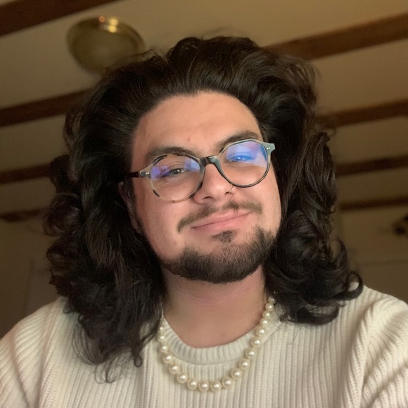 Meet your Posher, Sebastian - Picture 2 of 2